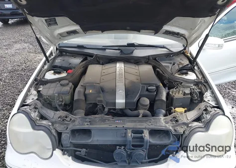 2002 Mercedes-Benz C 240 z USA, uszkodzony, nr VIN WDBRF61J82F243294